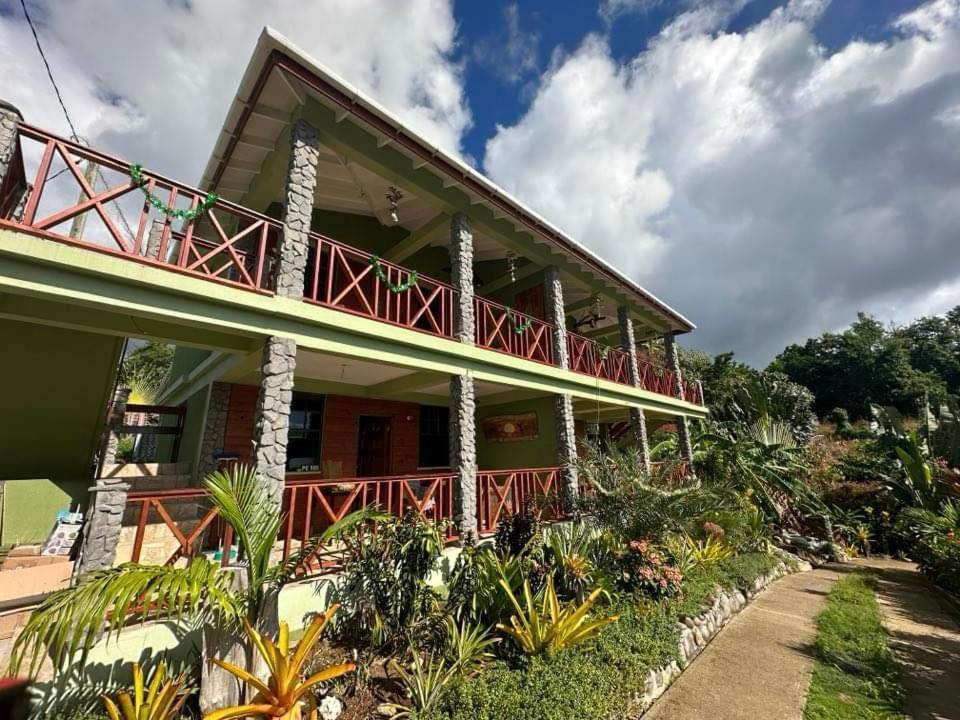 Orchid Resort Ltd Guillet ภายนอก รูปภาพ