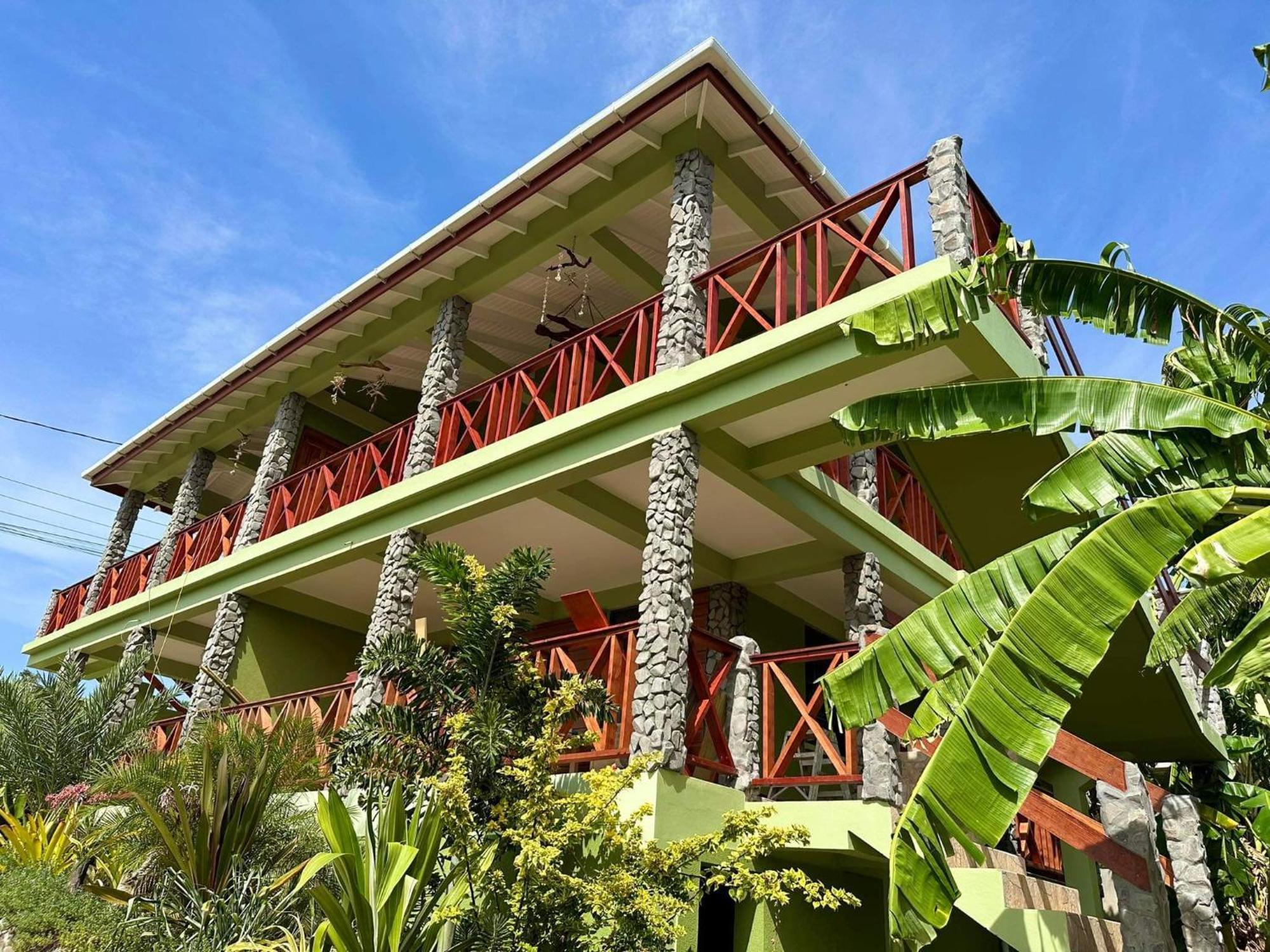 Orchid Resort Ltd Guillet ภายนอก รูปภาพ