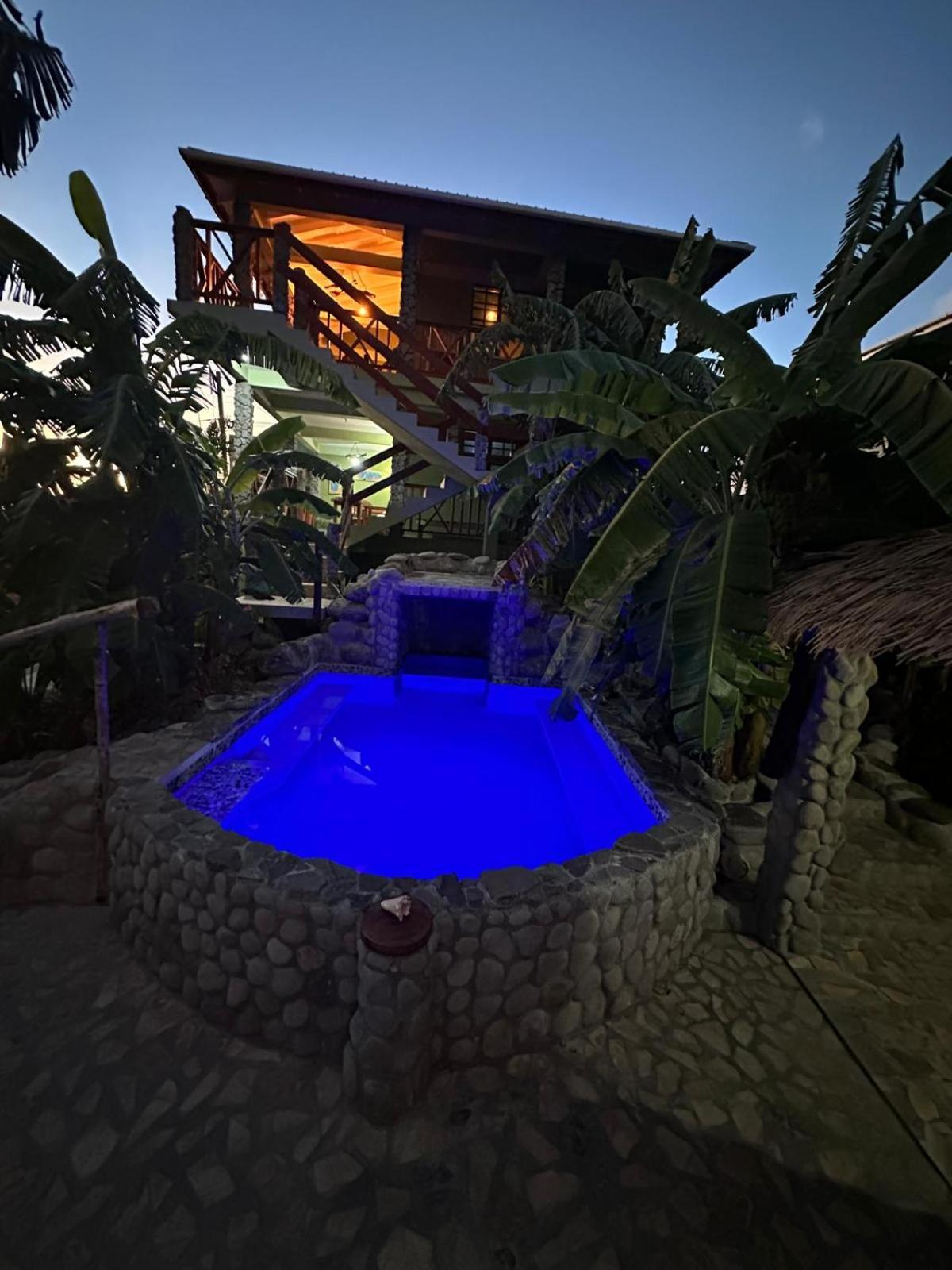 Orchid Resort Ltd Guillet ภายนอก รูปภาพ